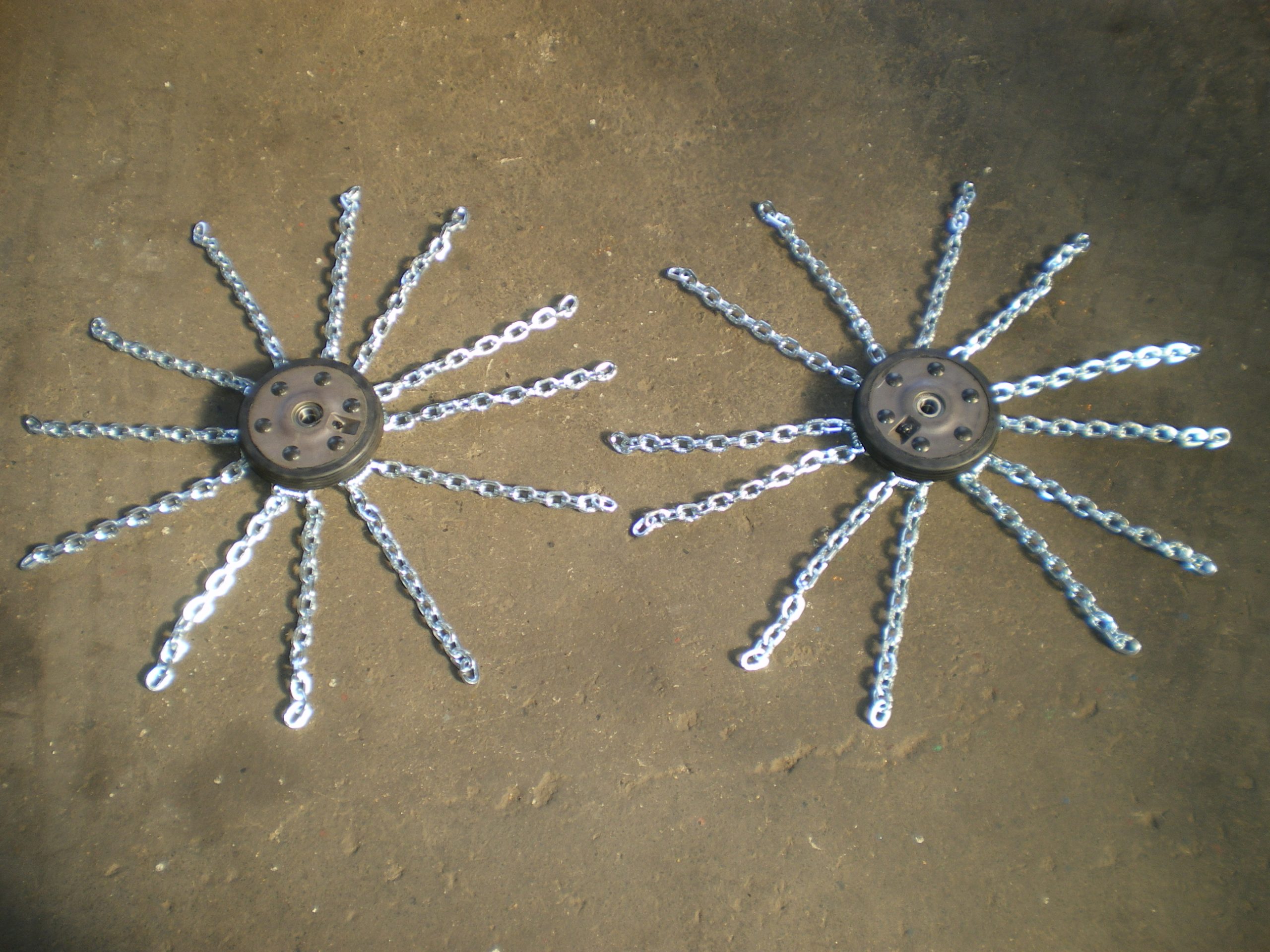 12-Strang Kettenradsatz, alternativ auch 18-Strang Kettenradsatz verfügbar